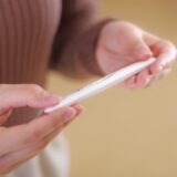 「まさか妊娠するなんて…」避妊中の私に起きた想定外の奇跡と体のSOS【体験談】