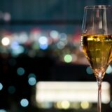 「もしかしてプロポーズ？」と胸が高鳴る夜、レストランで起きた信じられない展開とは